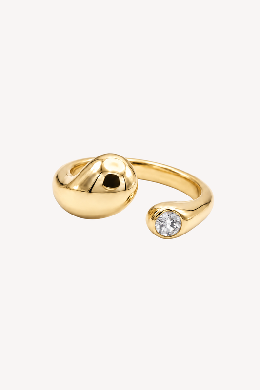 Abrazo Diamond Ring
