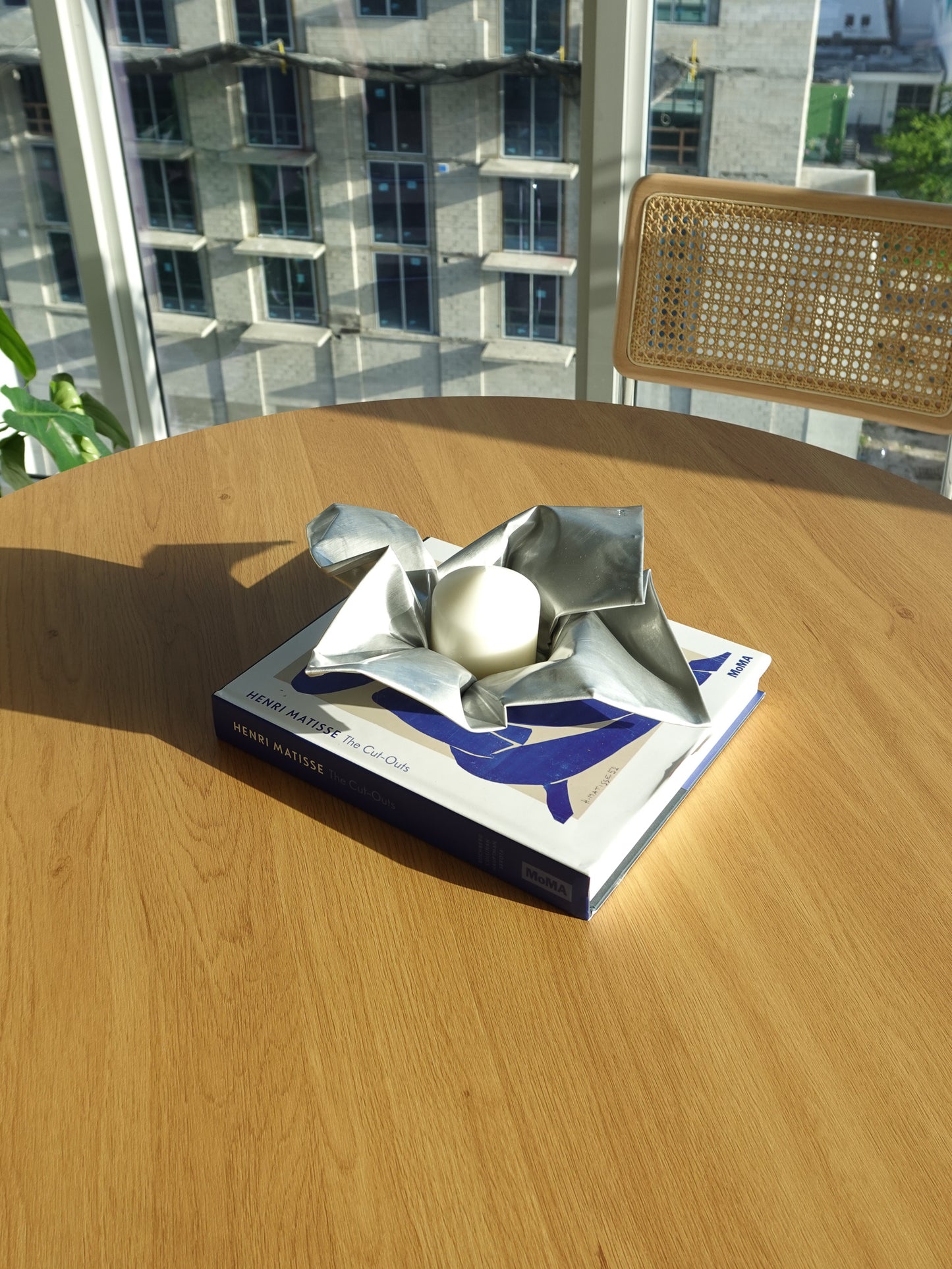 Sculptural Vase - Candle