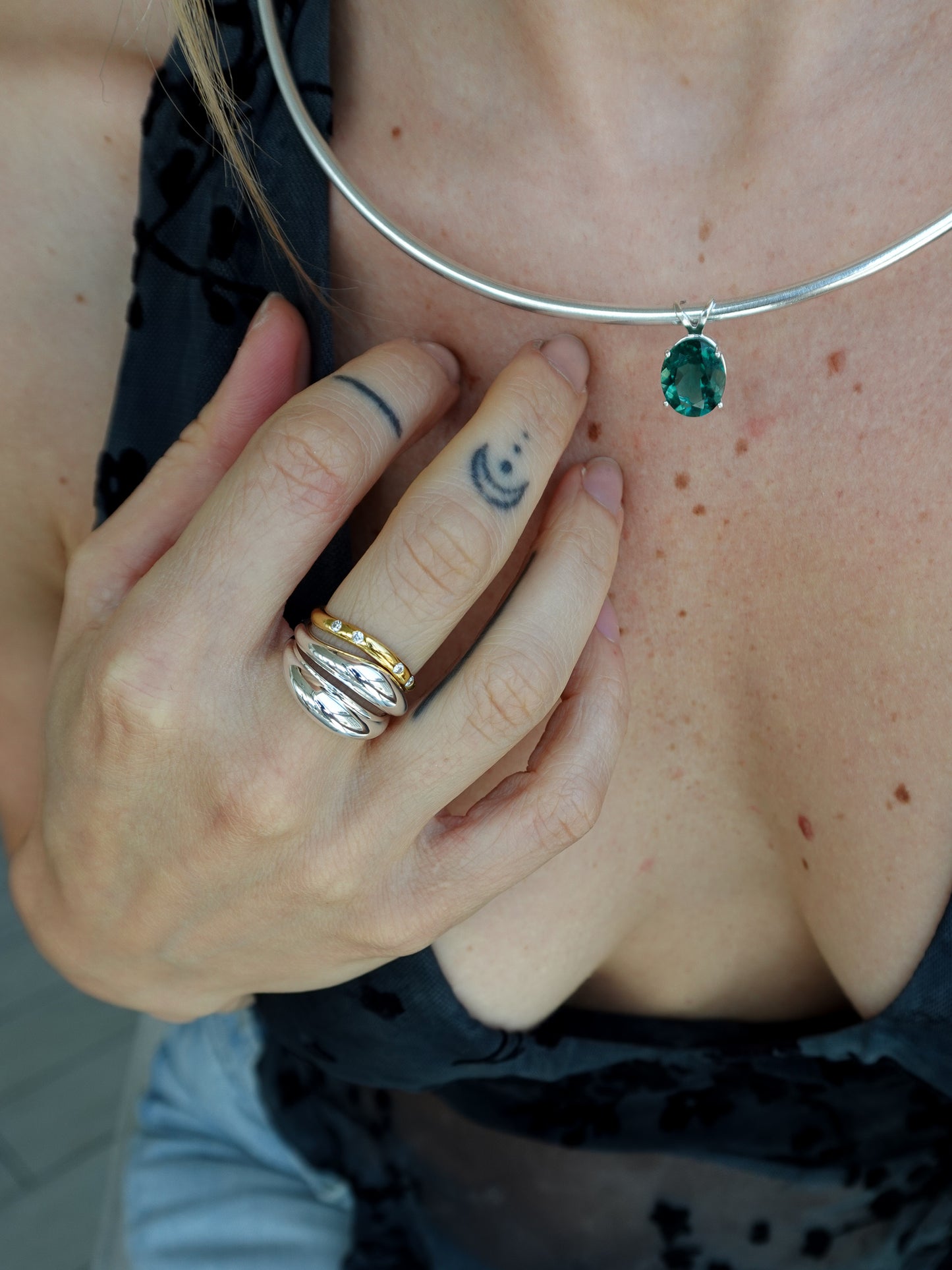 Emerald Choker