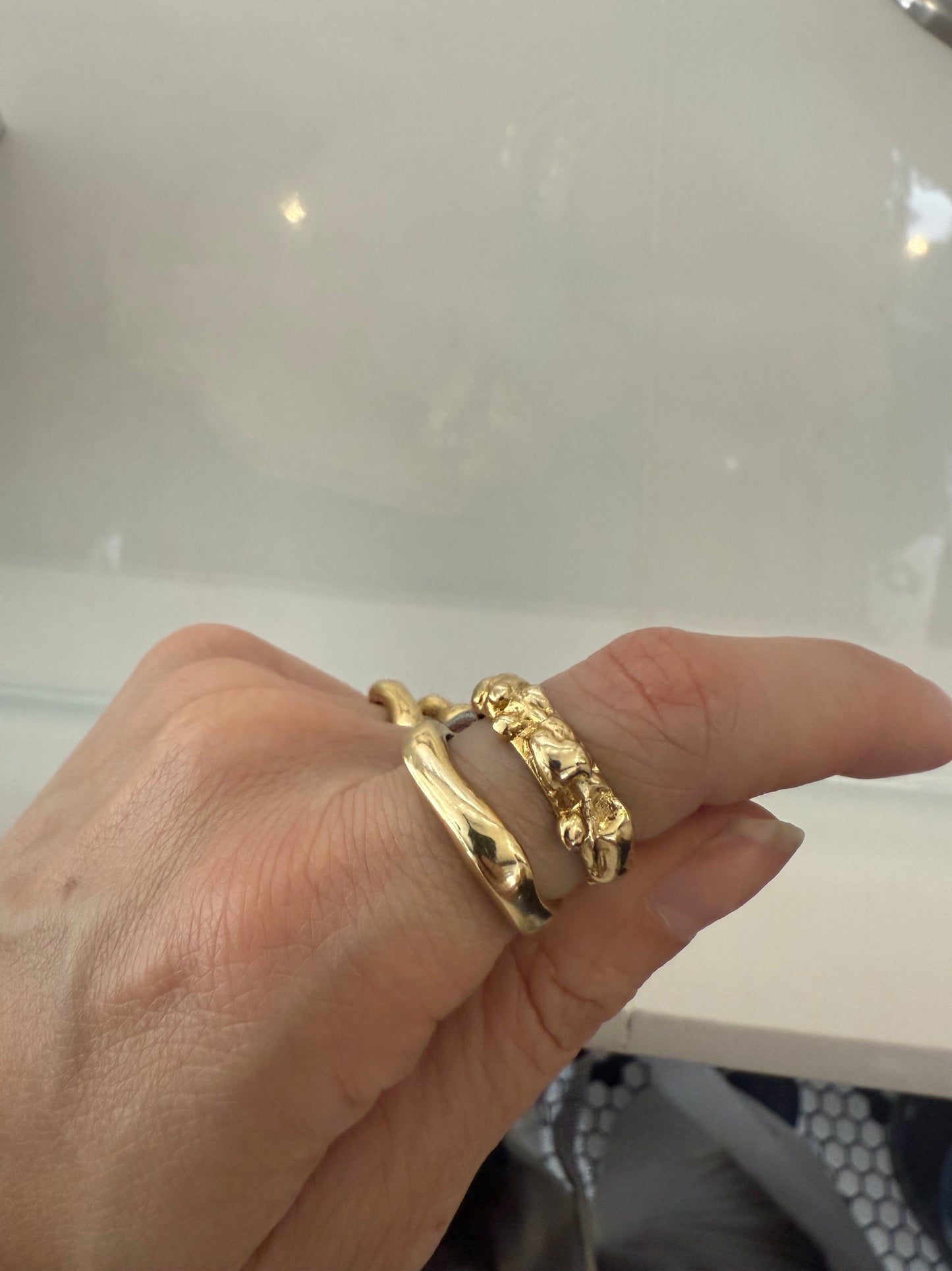 Curve Ring