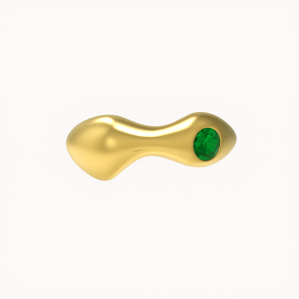 Solid Gold 18k Ring with a natural emerald