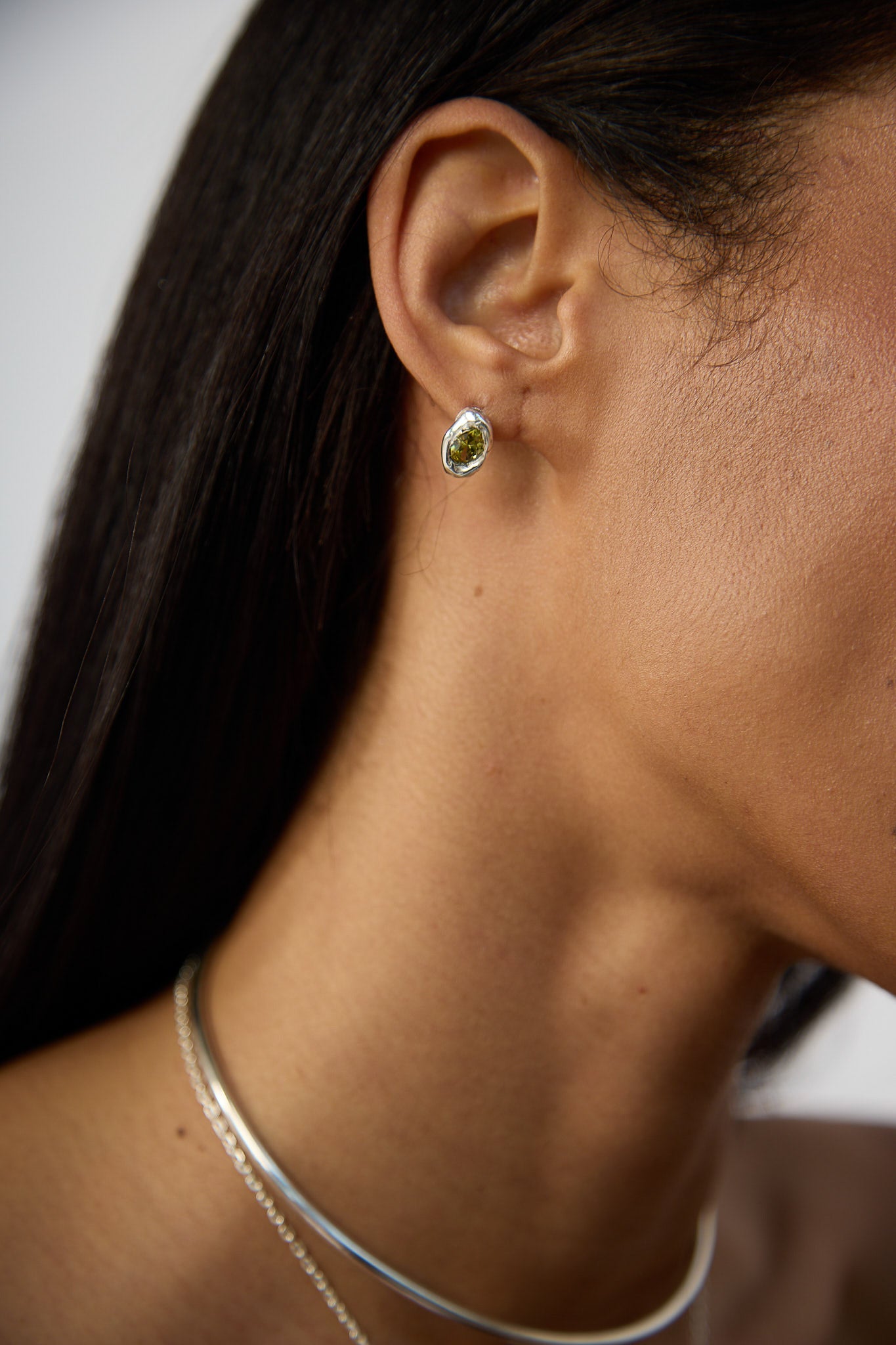 Verde Earrings Studs